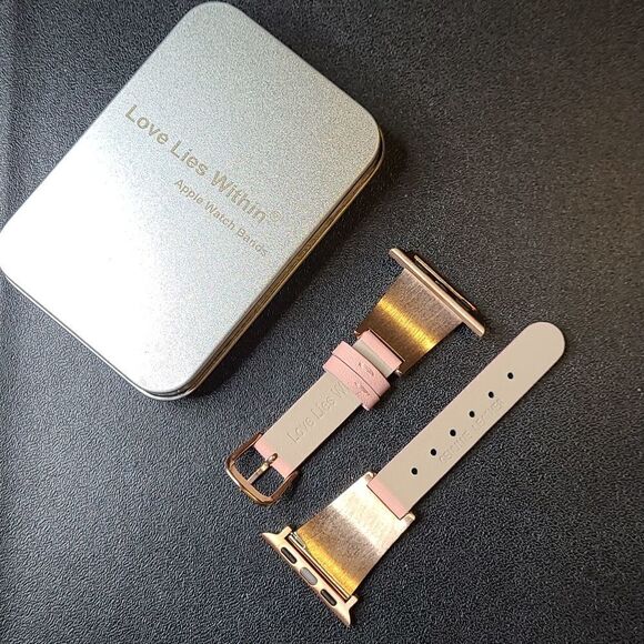 Apple Watch bans Rose Gold/Light Pink. - Picture 2 of 7
